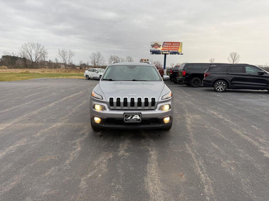 used 2014 Jeep Cherokee car, priced at $8,990