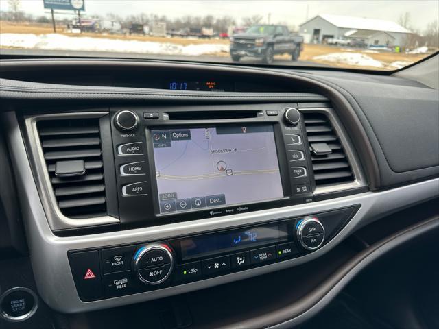 used 2018 Toyota Highlander car, priced at $16,990