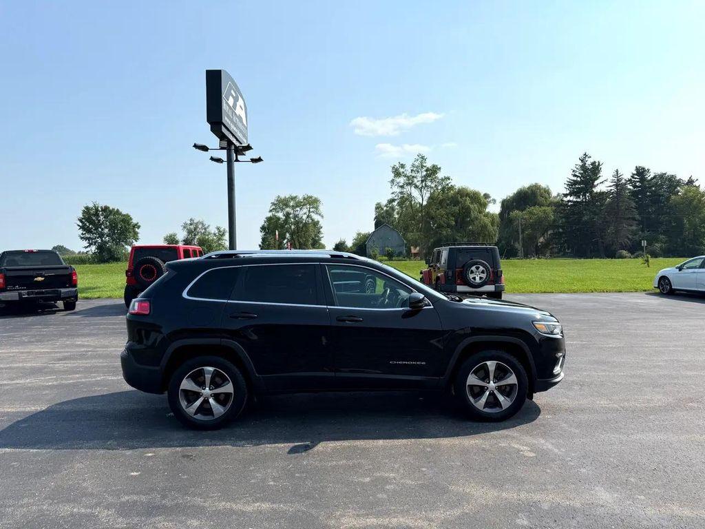 used 2019 Jeep Cherokee car, priced at $12,490