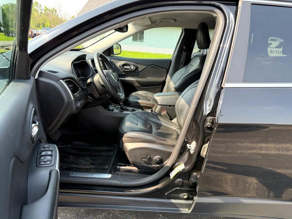 used 2019 Jeep Cherokee car, priced at $12,490