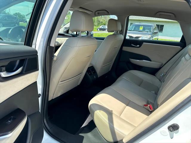 used 2018 Honda Clarity Plug-In Hybrid car, priced at $12,990