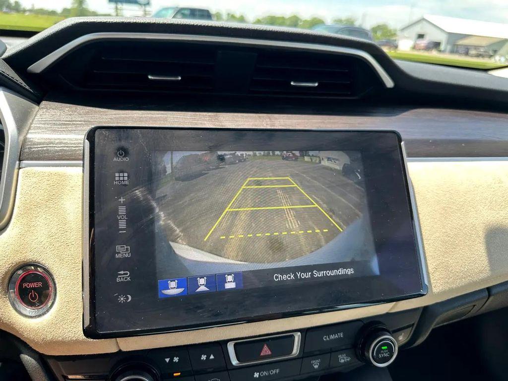 used 2018 Honda Clarity Plug-In Hybrid car, priced at $12,990