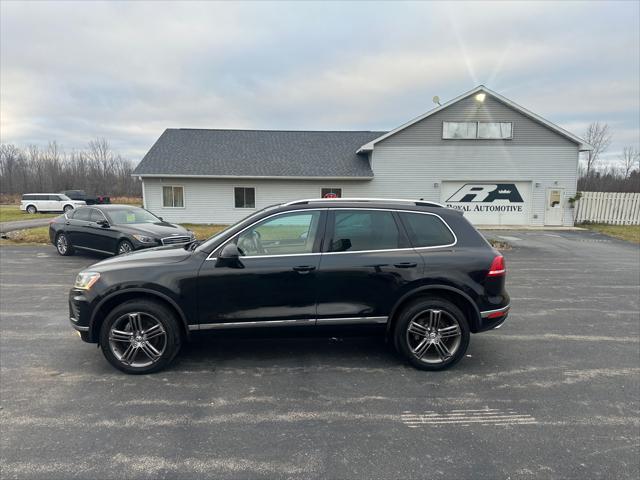 used 2015 Volkswagen Touareg car, priced at $17,990