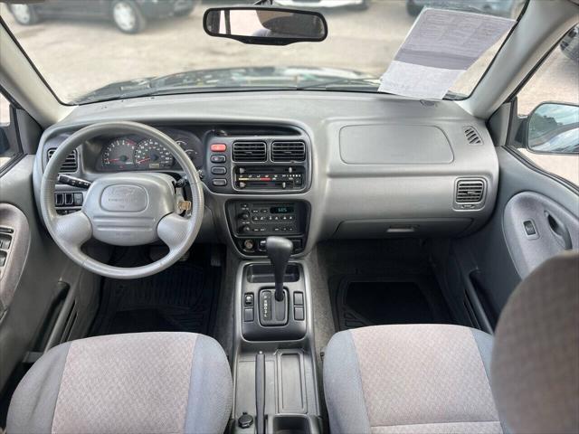 used 2000 Chevrolet Tracker car, priced at $3,998