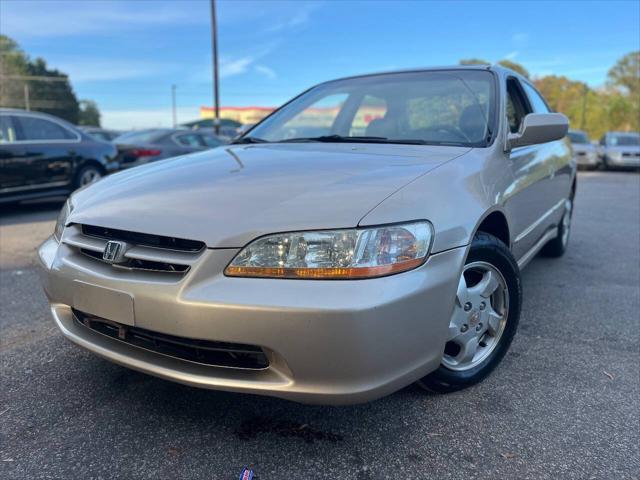 used 2000 Honda Accord car, priced at $5,500