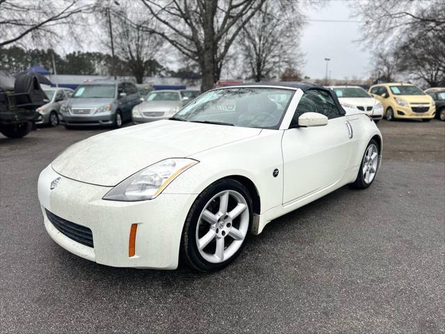 used 2005 Nissan 350Z car, priced at $9,998