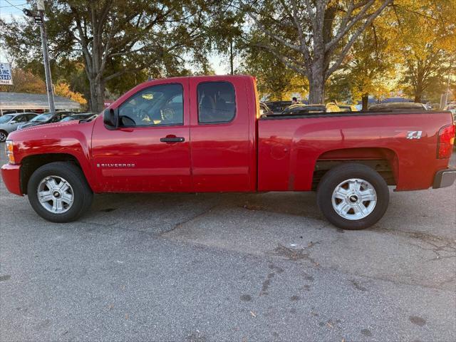 used 2007 Chevrolet Silverado 1500 car, priced at $10,998