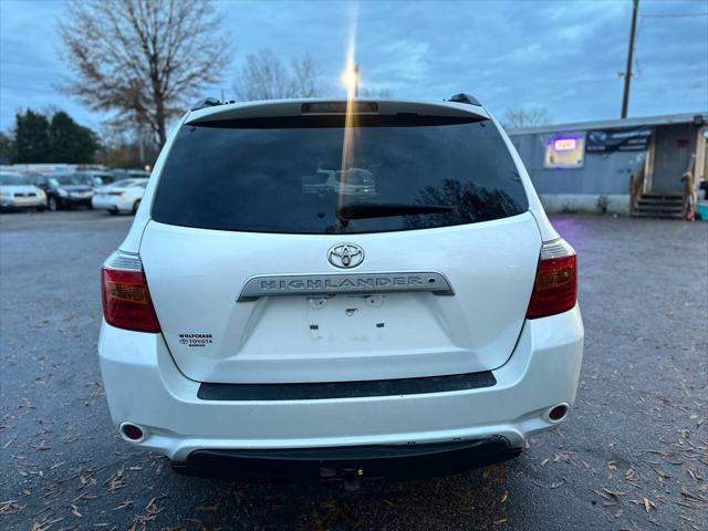 used 2010 Toyota Highlander car, priced at $7,998