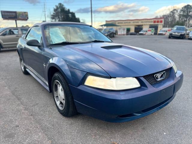 used 2000 Ford Mustang car, priced at $5,500