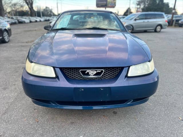 used 2000 Ford Mustang car, priced at $5,500