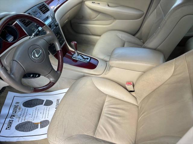 used 2002 Lexus ES 300 car, priced at $5,998