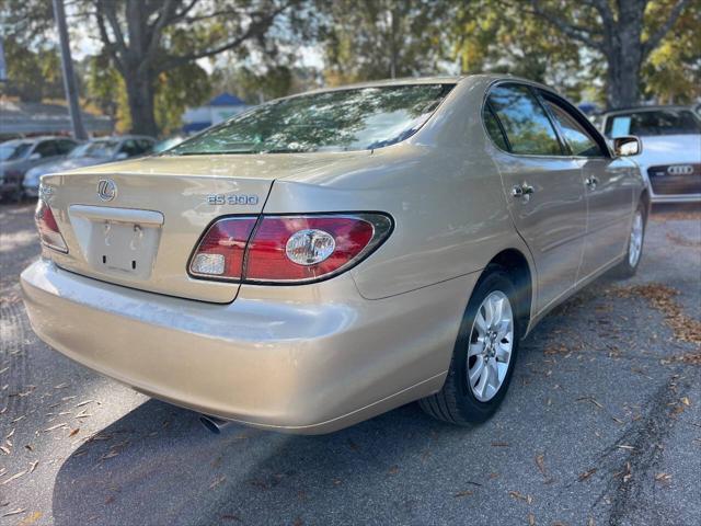 used 2002 Lexus ES 300 car, priced at $5,998