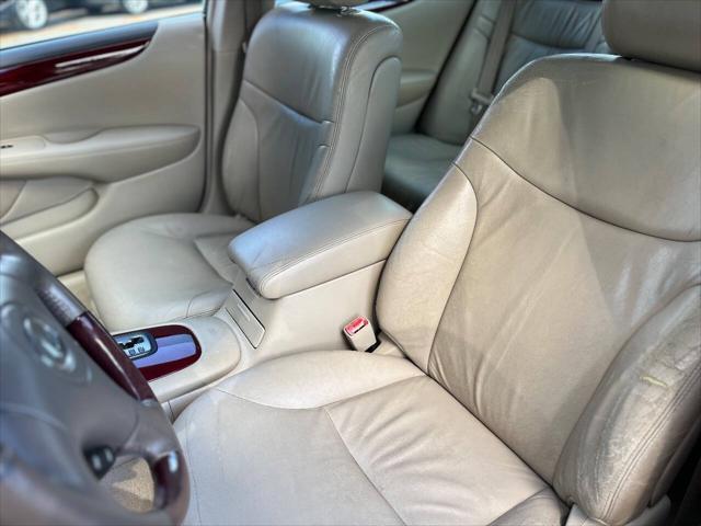 used 2002 Lexus ES 300 car, priced at $5,998