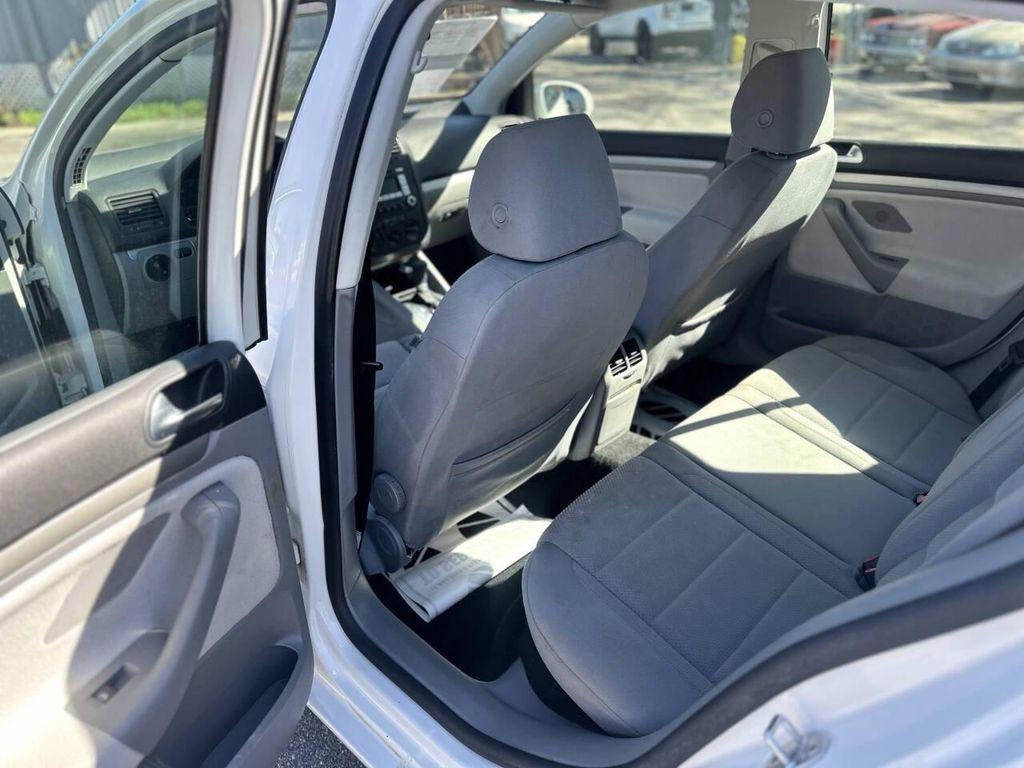 used 2007 Volkswagen Rabbit car, priced at $4,997