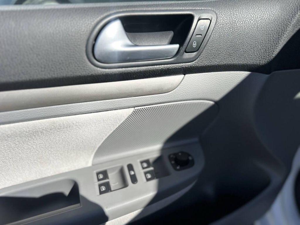 used 2007 Volkswagen Rabbit car, priced at $4,997