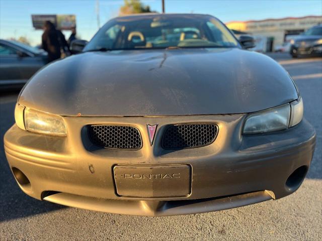 used 2000 Pontiac Grand Prix car, priced at $2,998