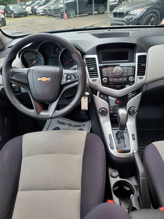 used 2014 Chevrolet Cruze car, priced at $6,998