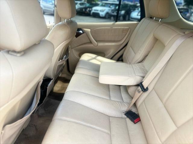 used 2002 Mercedes-Benz M-Class car, priced at $3,998