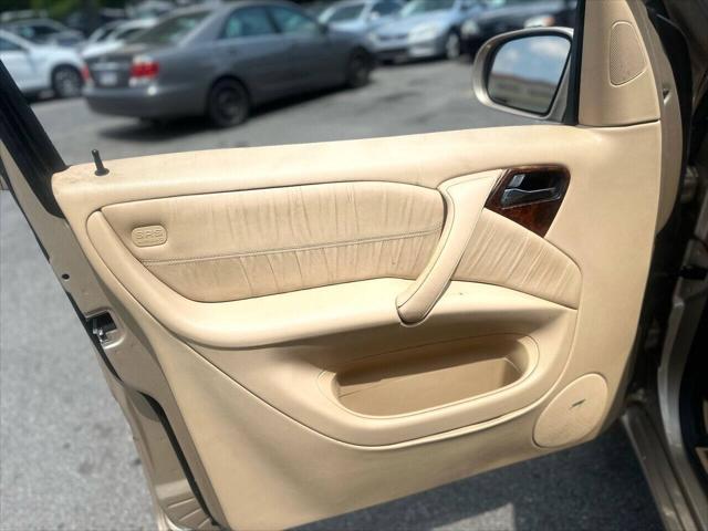 used 2002 Mercedes-Benz M-Class car, priced at $3,998