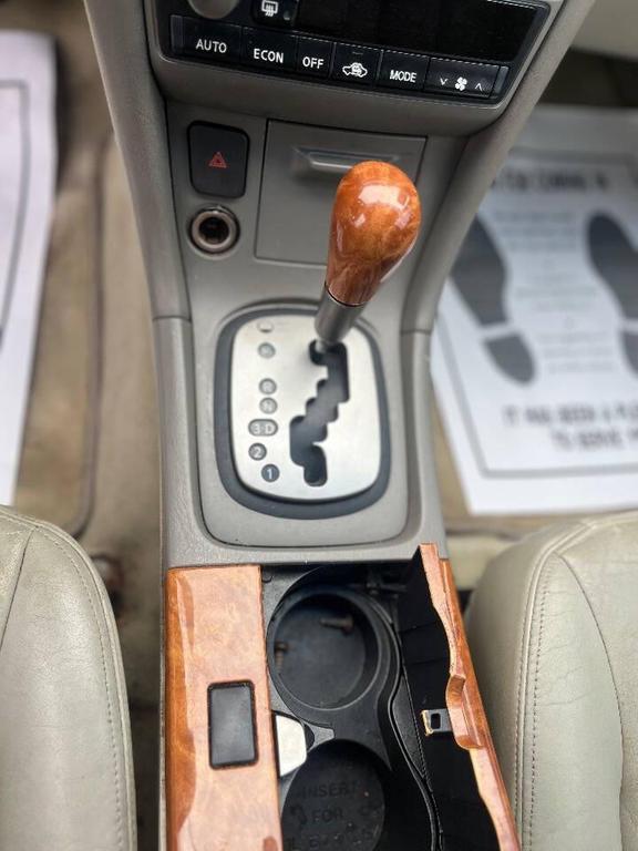 used 2002 INFINITI I35 car, priced at $4,998