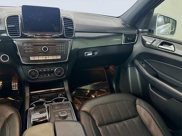 used 2019 Mercedes-Benz GLE 400 car, priced at $22,294