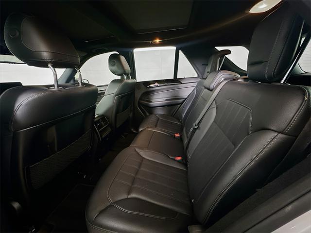 used 2019 Mercedes-Benz GLE 400 car, priced at $22,294