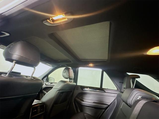 used 2019 Mercedes-Benz GLE 400 car, priced at $22,294