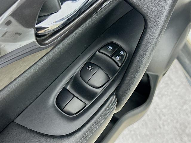 used 2019 Nissan Rogue car, priced at $13,247