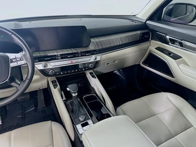 used 2024 Kia Telluride car, priced at $38,435