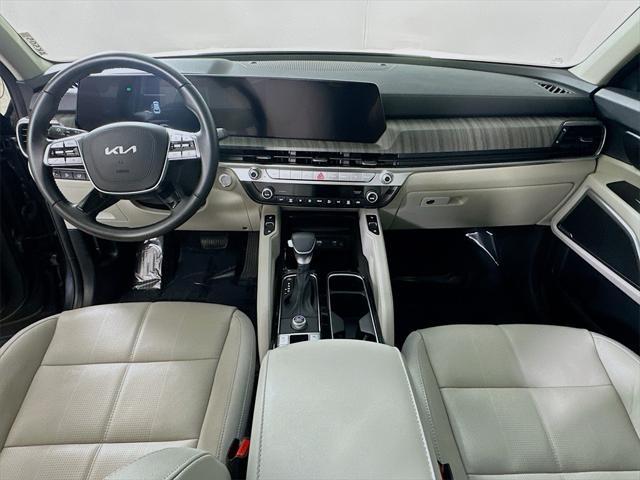 used 2024 Kia Telluride car, priced at $38,435