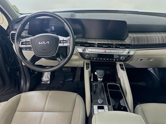 used 2024 Kia Telluride car, priced at $38,435