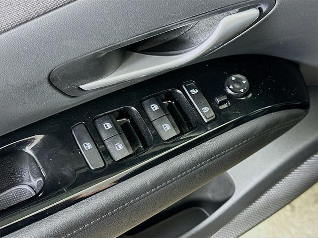 used 2024 Hyundai TUCSON Hybrid car, priced at $29,994