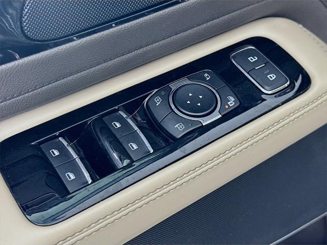 used 2021 Lincoln Aviator car, priced at $28,800