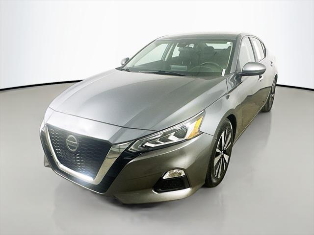 used 2021 Nissan Altima car, priced at $17,400