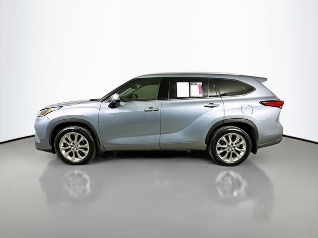 used 2020 Toyota Highlander car, priced at $32,999