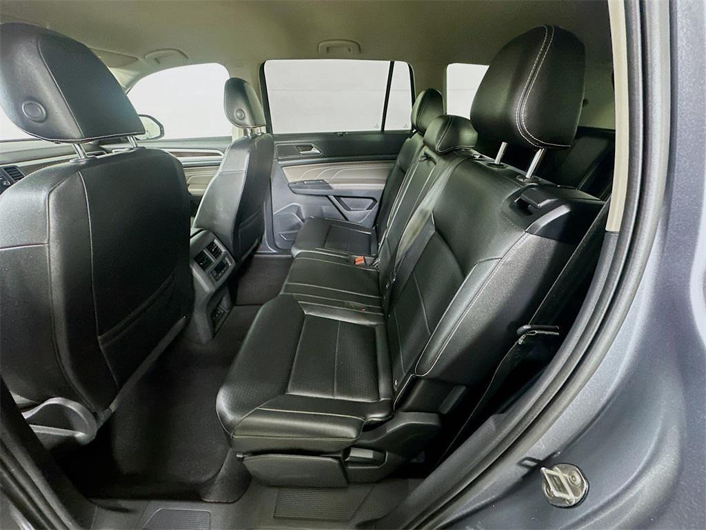 used 2021 Volkswagen Atlas car, priced at $17,990