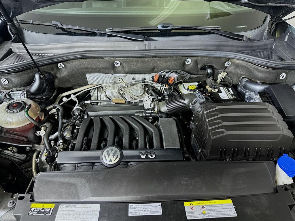 used 2021 Volkswagen Atlas car, priced at $17,990