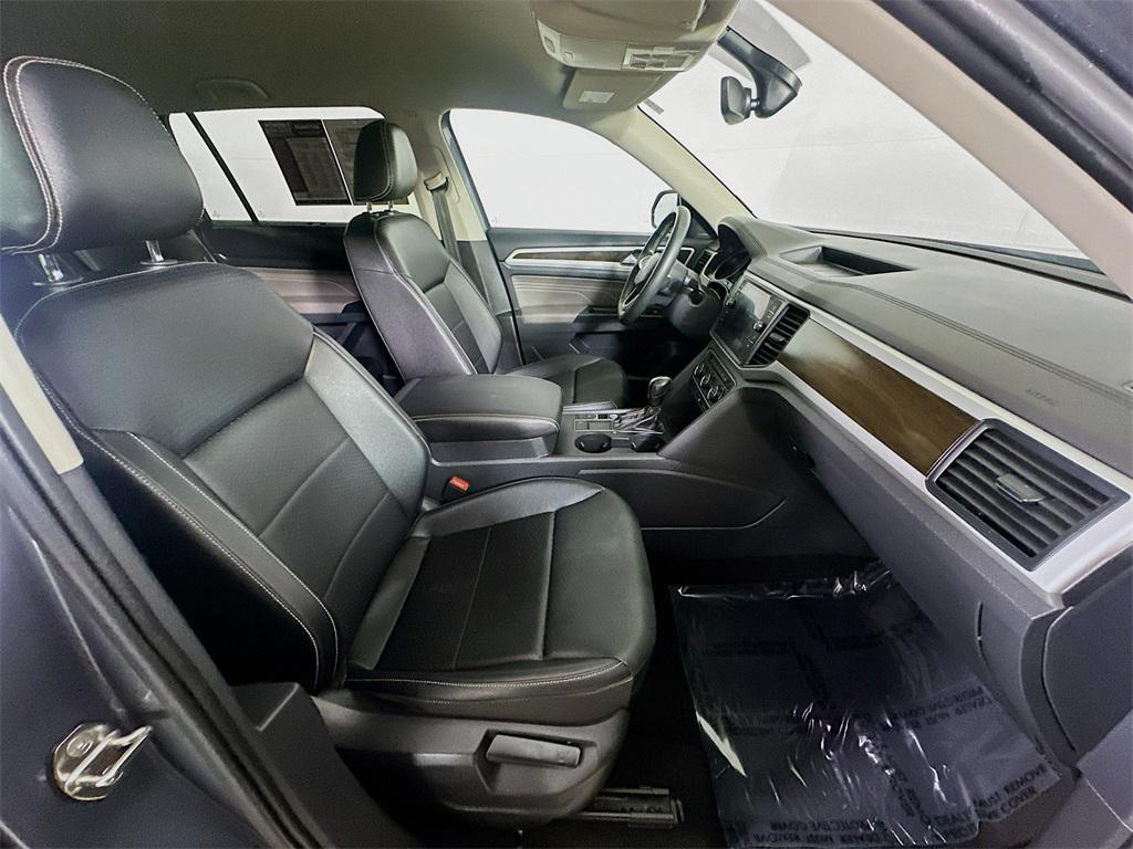 used 2021 Volkswagen Atlas car, priced at $17,990