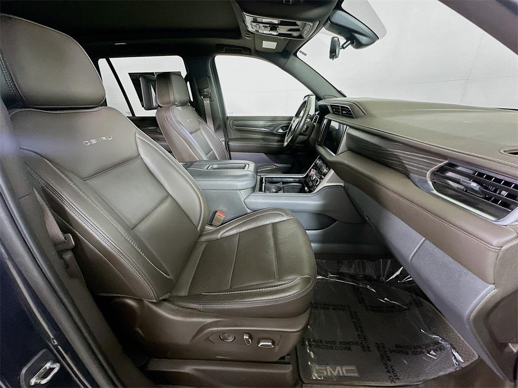 used 2021 GMC Yukon car, priced at $43,356