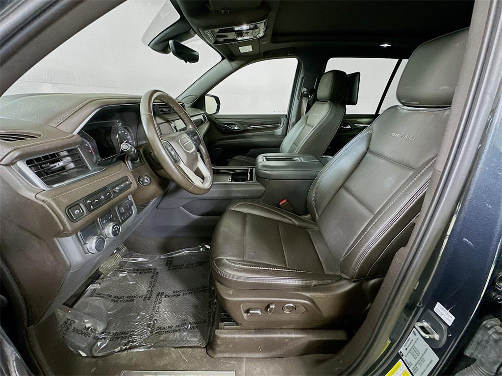 used 2021 GMC Yukon car, priced at $43,356
