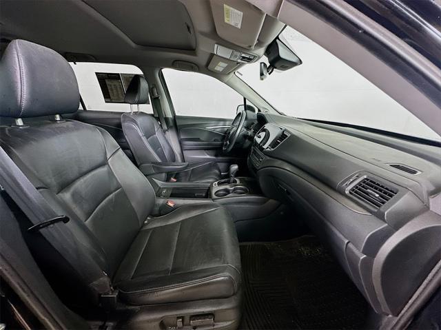 used 2020 Honda Pilot car, priced at $21,733