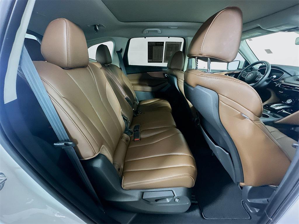 used 2024 Acura MDX car, priced at $44,400