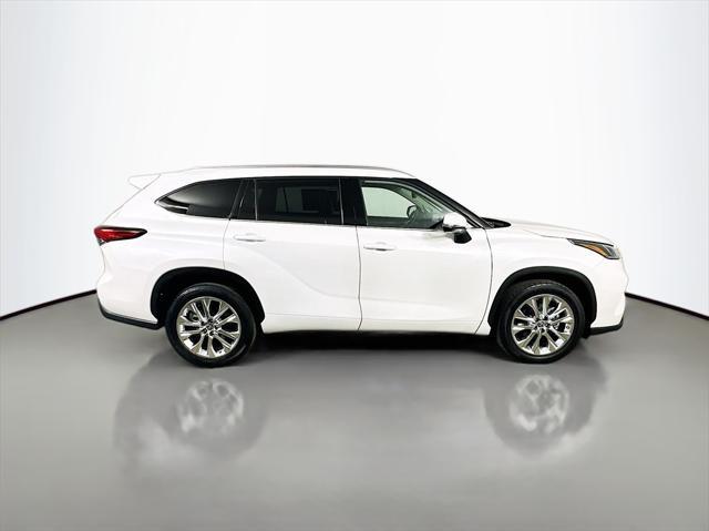 used 2023 Toyota Highlander car, priced at $35,565