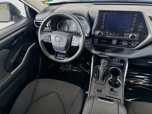 used 2021 Toyota Highlander car, priced at $21,300