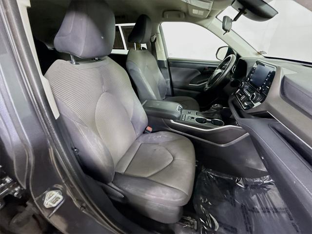 used 2021 Toyota Highlander car, priced at $21,300