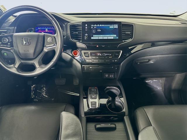 used 2022 Honda Pilot car, priced at $35,221