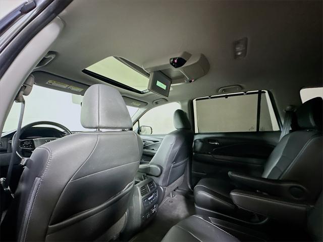 used 2022 Honda Pilot car, priced at $35,221