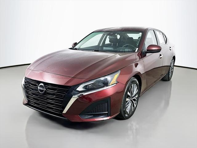 used 2023 Nissan Altima car, priced at $18,999