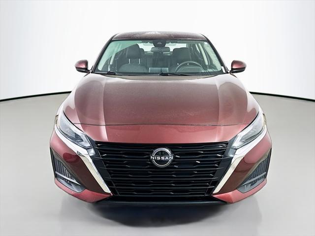 used 2023 Nissan Altima car, priced at $19,237