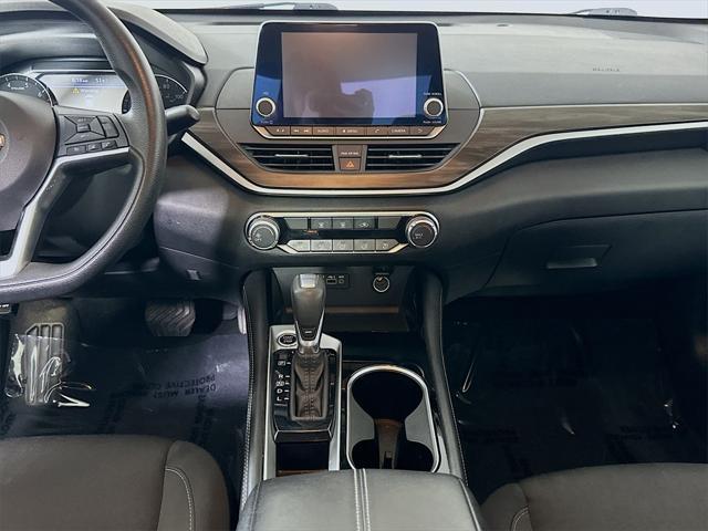 used 2023 Nissan Altima car, priced at $18,999